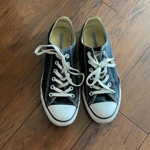 Black converse